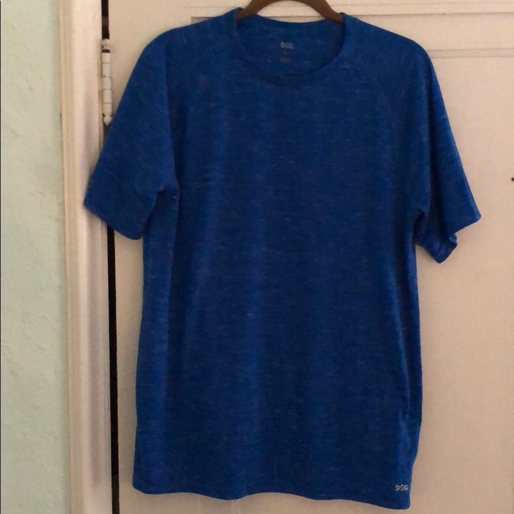 Men’s DSG Athletic T-Shirt Size L